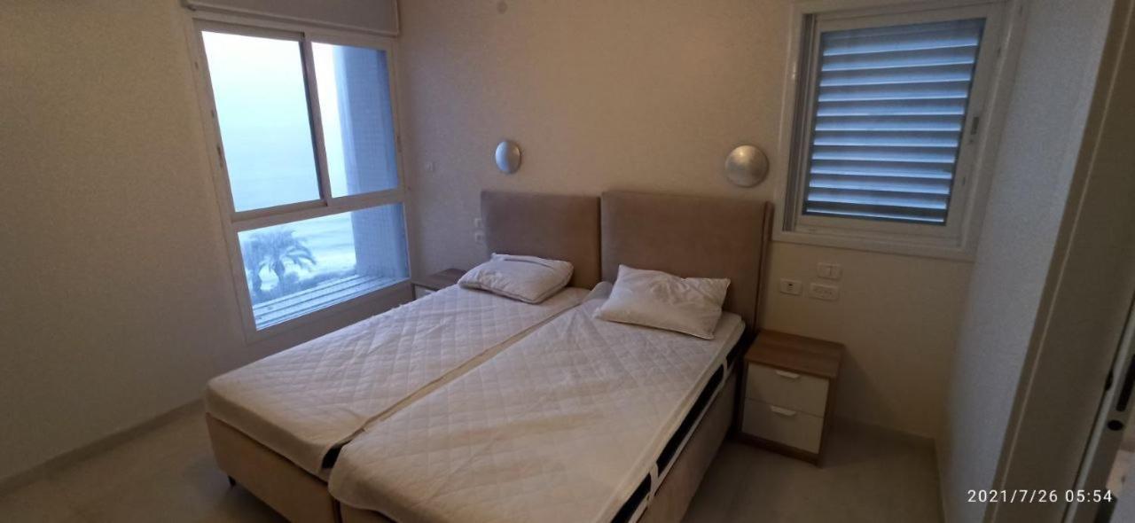 Nitsa Sea View Luxurious Apartment Netanya Eksteriør billede